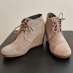 Tom's wedges